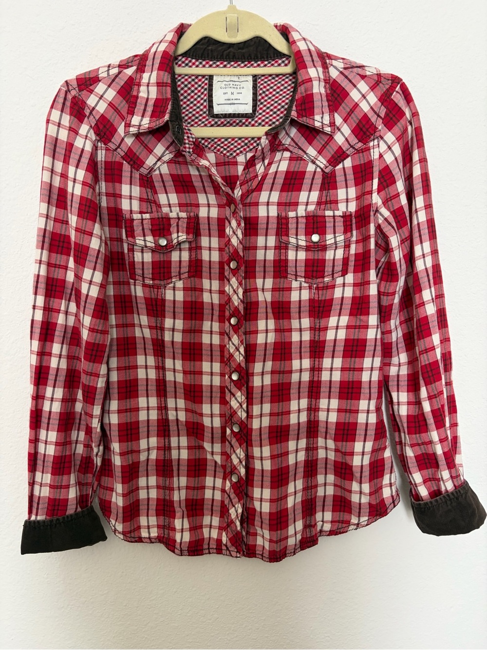 Vintage Old Navy Red, White, and Brown Plaid Button-Down Shirt w/ Velvety Detail